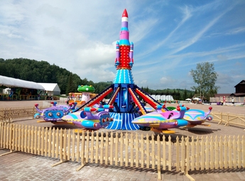 Interactive Self-Controlled Flying Shark Ride - LED Light & Shooting Game for Theme Parks