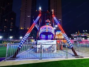 swing rides pirate ship