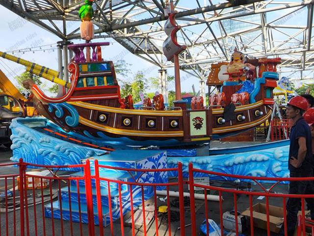 Wholesale Customizable Pirate Ship Playground Equipment with LED Lights & Music System