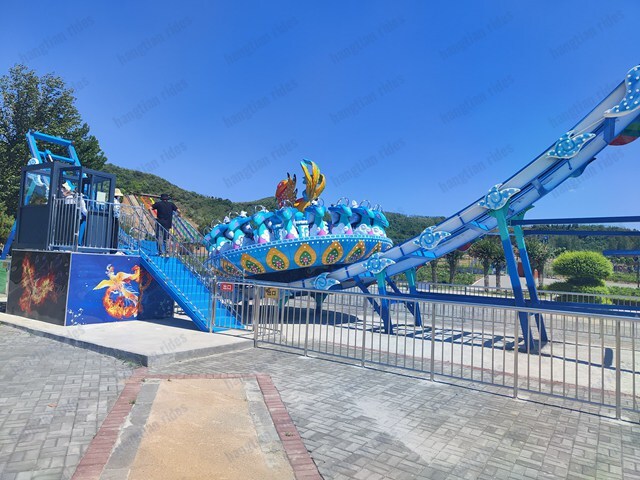 amusement park rotating ride