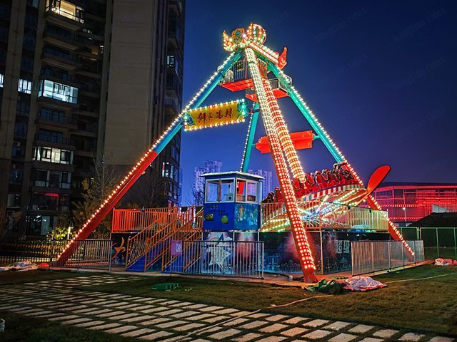 amusement ride hammer