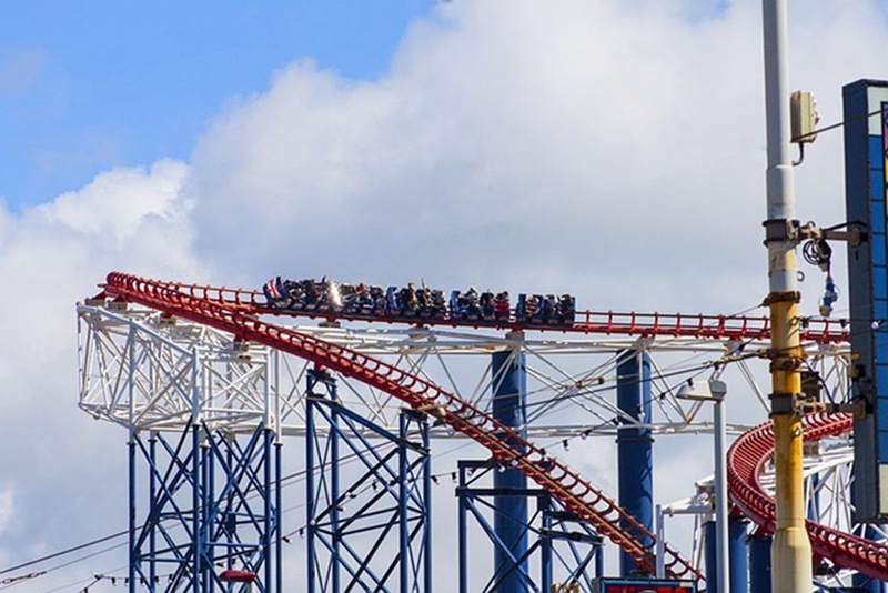 amusement park thrill rides